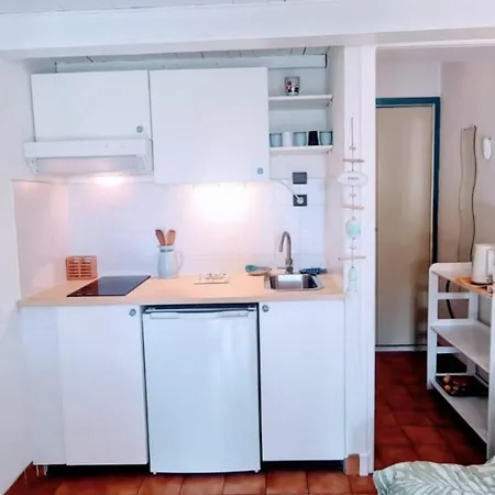 De 20 M2 Proche De La A * Sainte-Maxime
